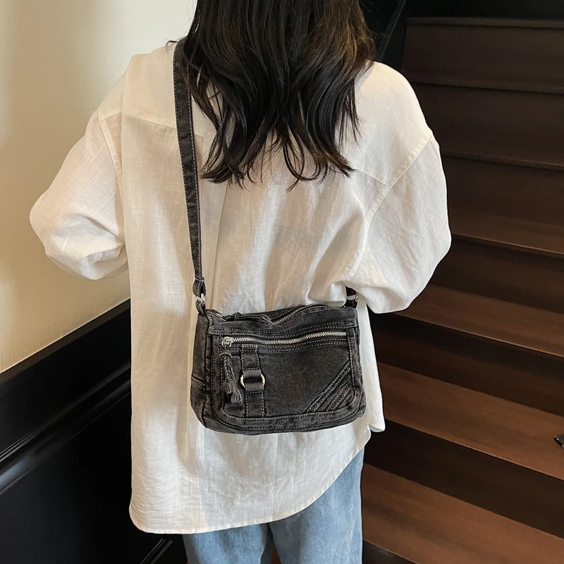 

Women's Denim Shoulder Bag Crossbody Purse Vintage Casual Handbag Large Capacity Fashion Travel Shopping Bag with Pocket Ladies