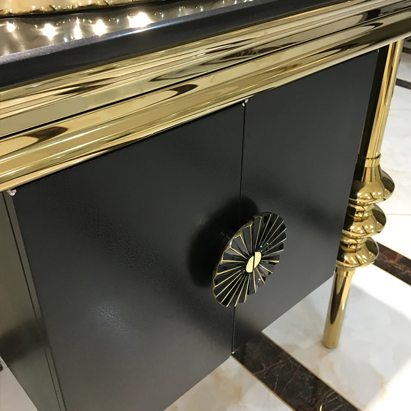 خزانة حمام من الفولاذ المقاوم للصدأ فاخرة فرنسية خفيفة، حوض غسيل مقاوم للماء، أرضية رخامية أوروبية