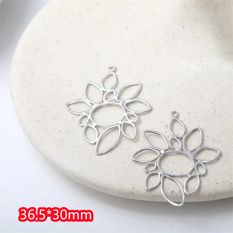 สินค้ามาใหม่ 40 ชิ้น/ล็อต ลูกปัดโลหะรูปดอกไม้พิมพ์ลายการ์ตูนหลากสี สำหรับทำเครื่องประดับ DIY ตกแต่งเสื้อผ้าและเครื่องประดับผม