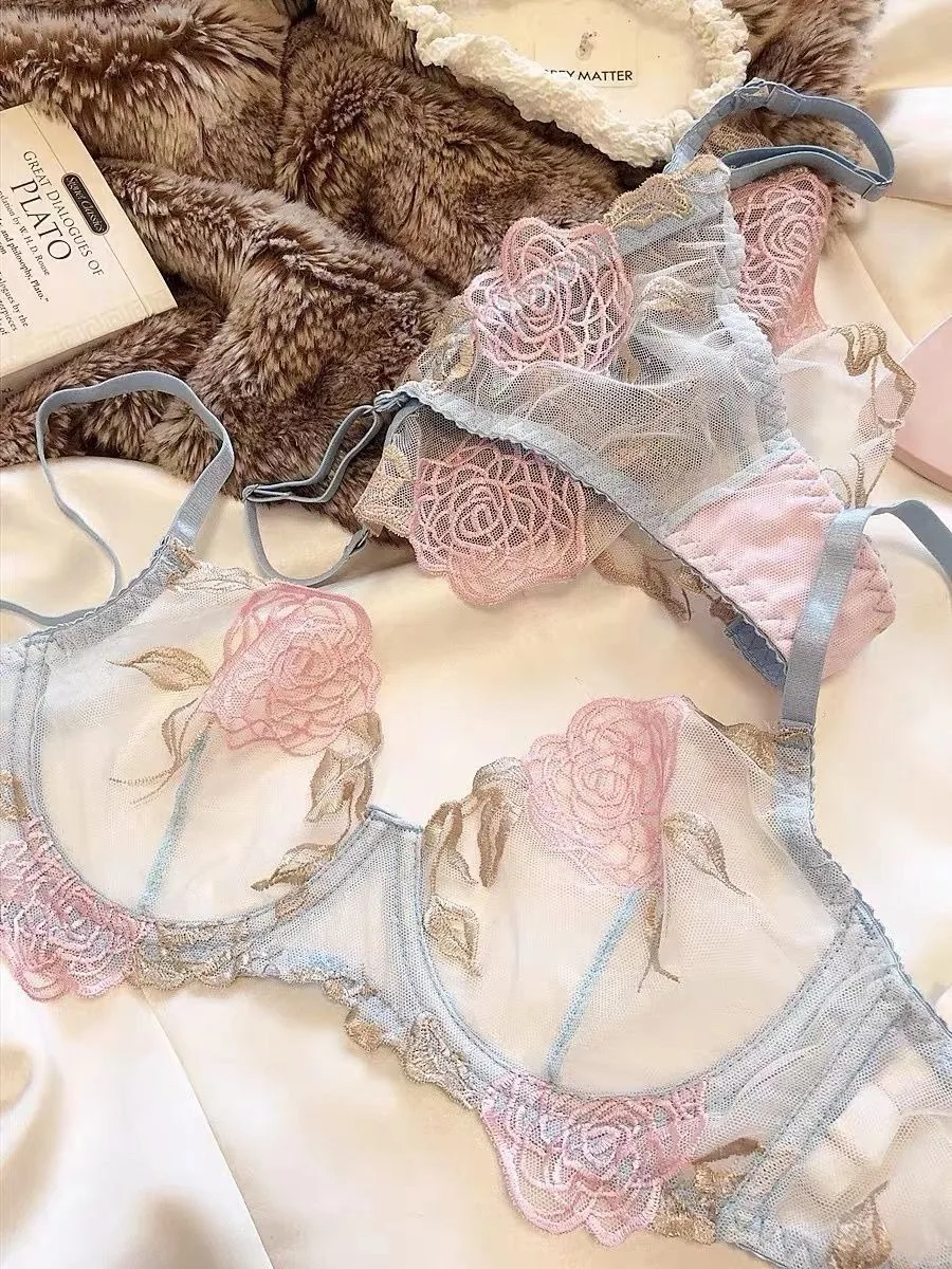 المرأة مثير مجموعة الملابس الداخلية أنيقة رقيقة الدانتيل الصدرية مجموعة انظر من خلال مجموعات موجزة الملابس الداخلية الناعمة السيدات حمالة صدر ولباس داخلي مجموعة