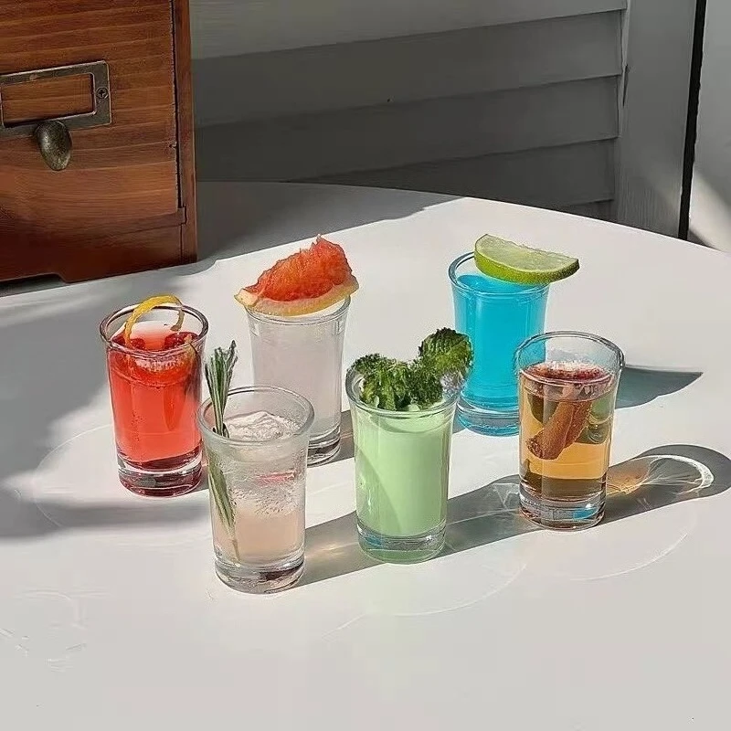 

Набор из 6 высококачественных утолщенных бокалов для вина, изысканные стаканы для бурбона, элитные маленькие бокалы для вина, роскошные рюмки для водки и пива