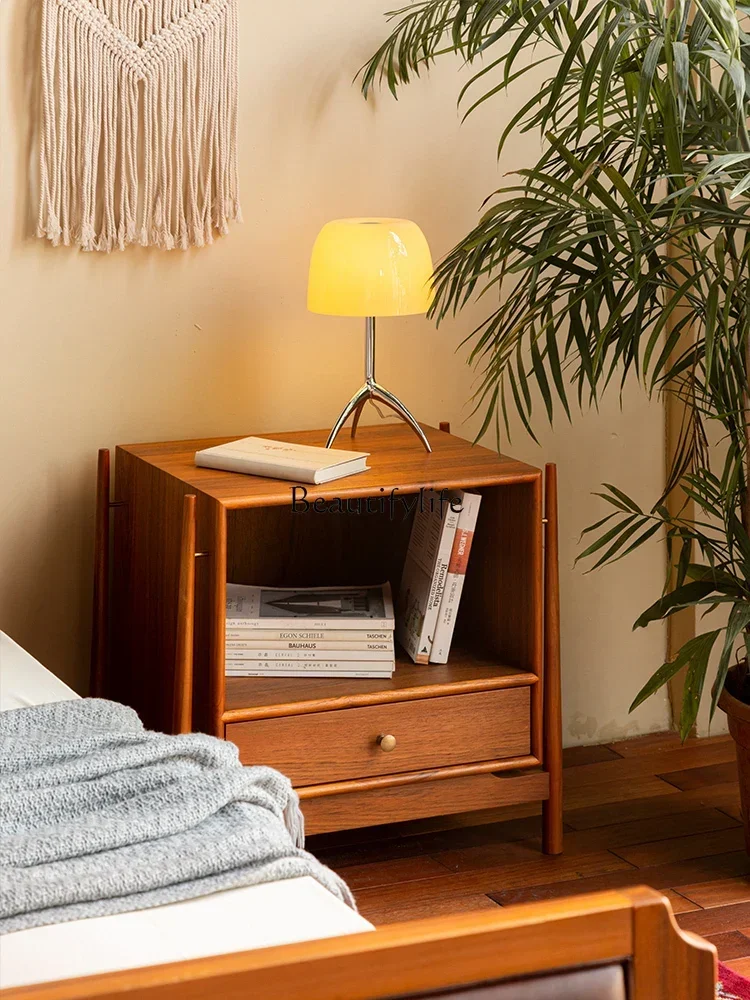 Fg-Bedroom Retro Te…