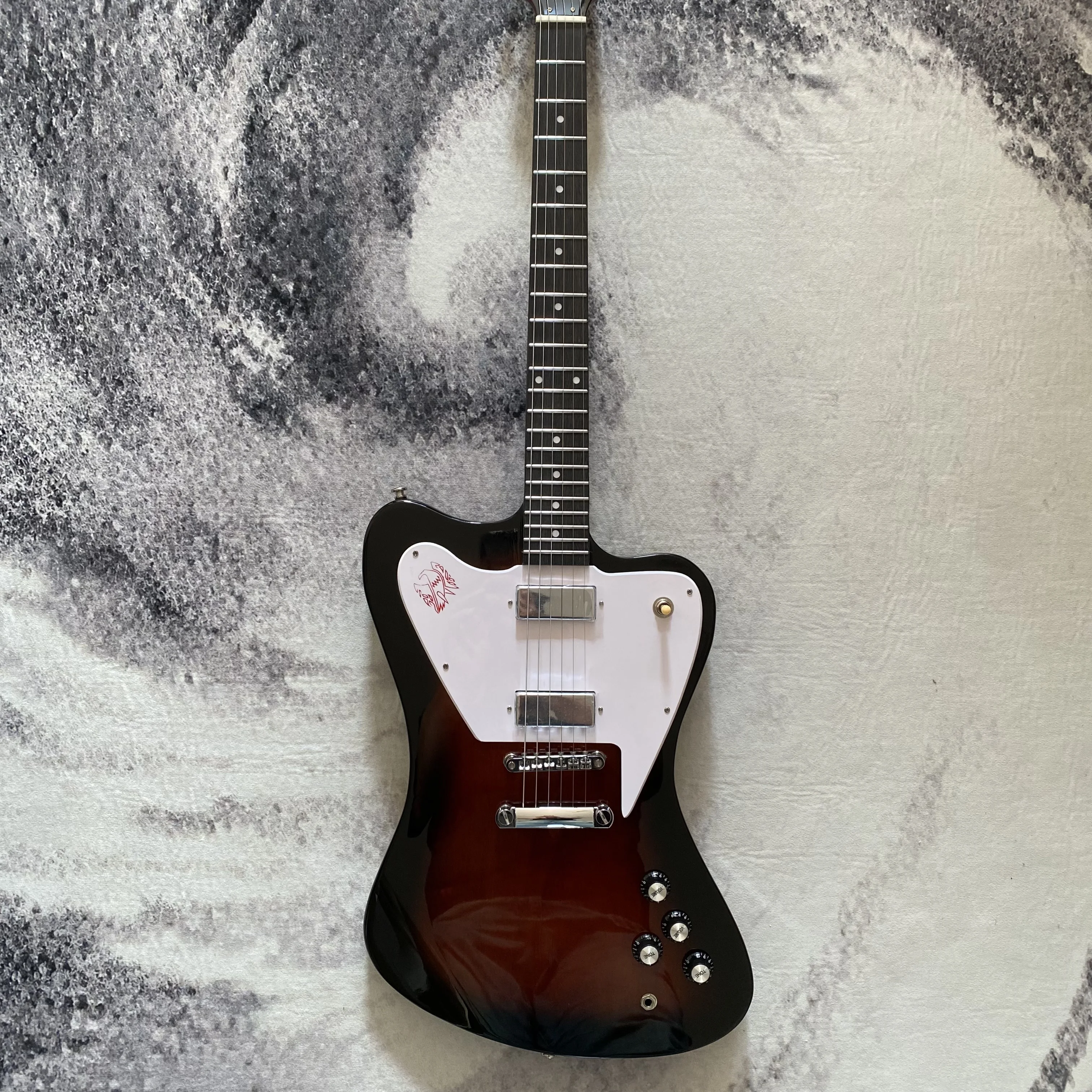 Electric Guitar, 6 Strings, Tobacco Sunburst Color, Well Crafted, Rosewood Fingerboard, in Stock , Fast Shipping
