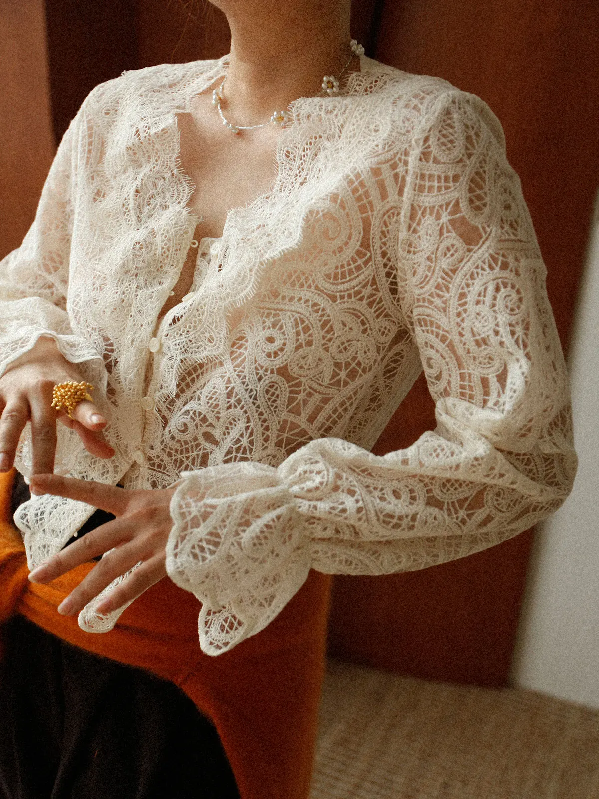 

Ast Editor Store Romantic Beautiful Lace irt Wave Super Fairy Hollow out Base irt Layered Top Women French Sle Lo...