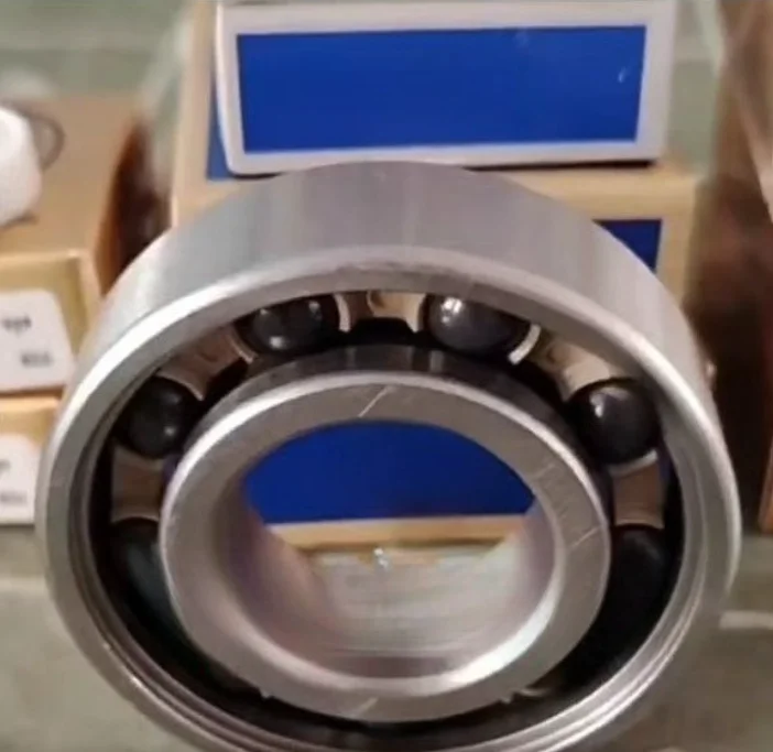 1 Pezzo (30X62X23,8) E 4 Pezzi (30X55X13) Di Cuscinetti