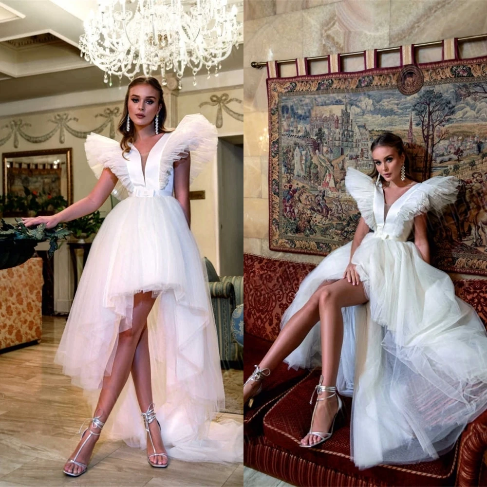 Customized Exquisite White Tulle Wedding Dress Delicate V-Neck Short Sleeves Bridal Gowns Modern Lace Up Back Bridal Party