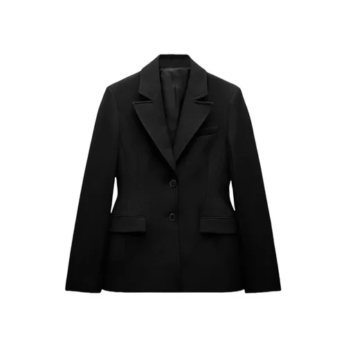 بلايزر وبدلات