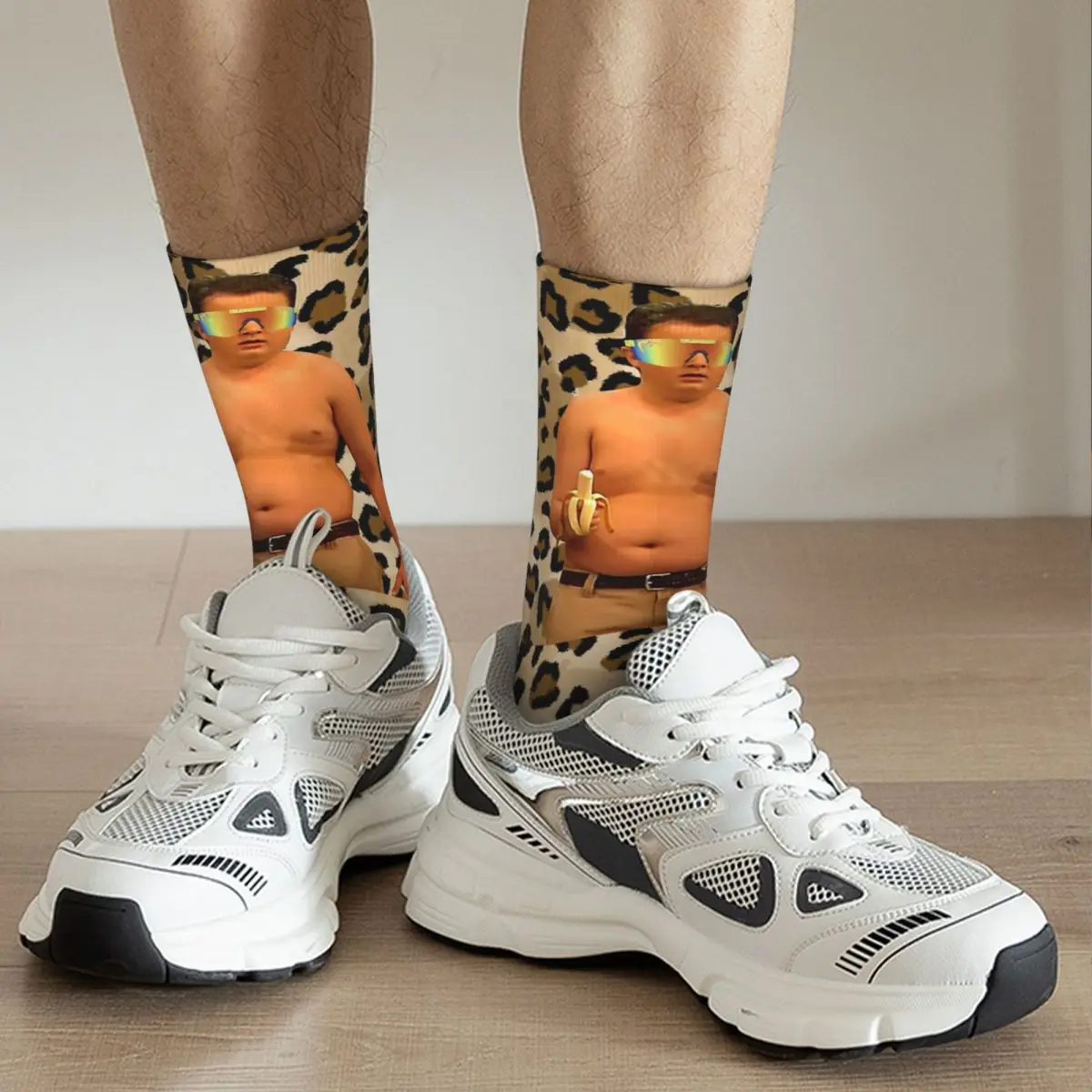 Calcetines divertidos felices para hombre, calcetín Gibby Banana Cheetah Energy Retro Harajuku Icarly Street Style Crew Crazy Sock Gift Pattern