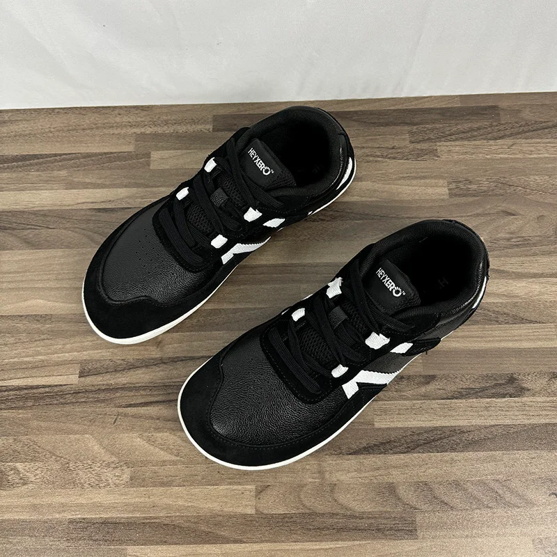 New trend men's women's badminton shoes fashion volleyball sports training shoes professional table tennis sneakers