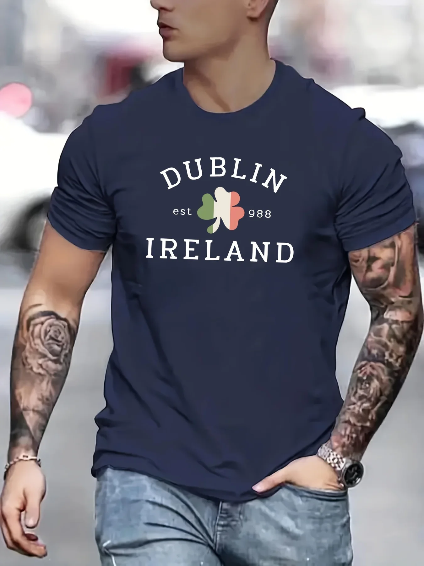 Men's fashionable cotton T-shirt with round neck and short sleeves printed with interesting English patterns.