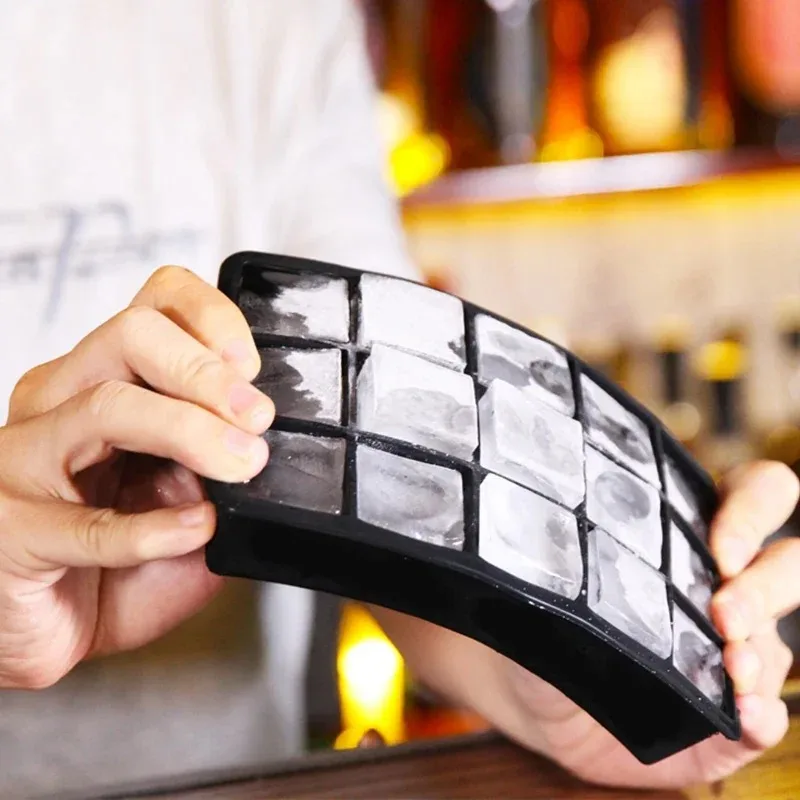Große Eiswürfelform aus lebensmittelechtem Silikon – quadratischer Eiswürfelbereiter mit 4/6/8/15 Gitter für DIY Bar Pub Wein-Eisblöcke