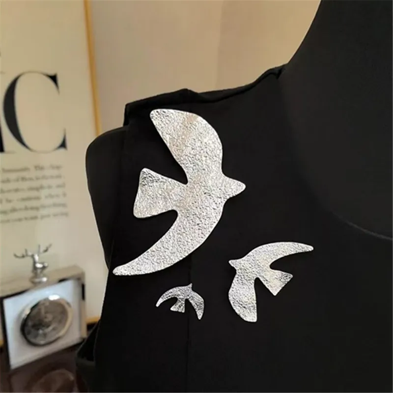 Peace dove retro exquisite animal brooch fashion pin sweater quality accessories women jewelry view 2