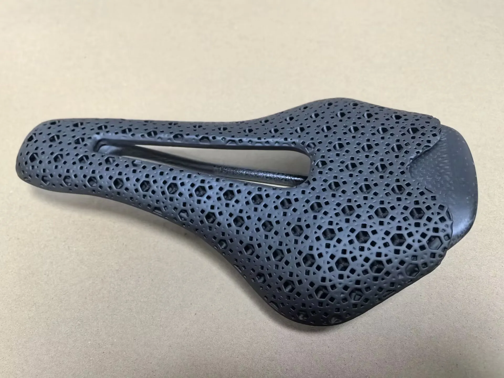 

RYET 3D Printed Bike Carbon Saddle 143mm Super Light Road MTB Racing Saddles Bicycle Seat Cushion Cycling Seat Parts