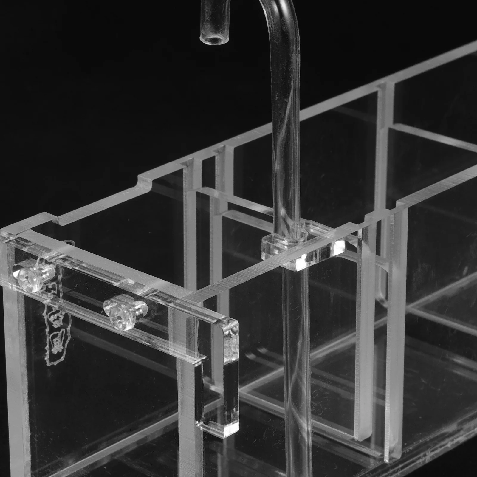 

NOLITOY Acrylic Aquarium Filter Hanging System for Fish Tank Purification Drip Box