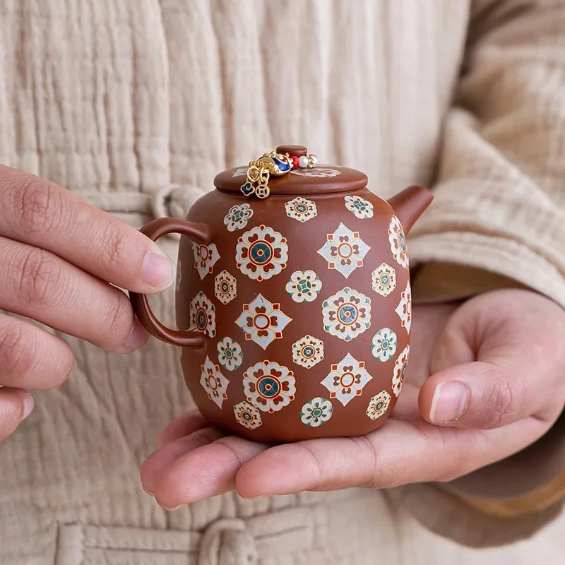 Zisha Teapot Kung Fu Tea Set Ball Hole Filter Hand Grip Pot Vintage Luxury Chinese Style Brewing Teapot Home Tea Ceremony Supply