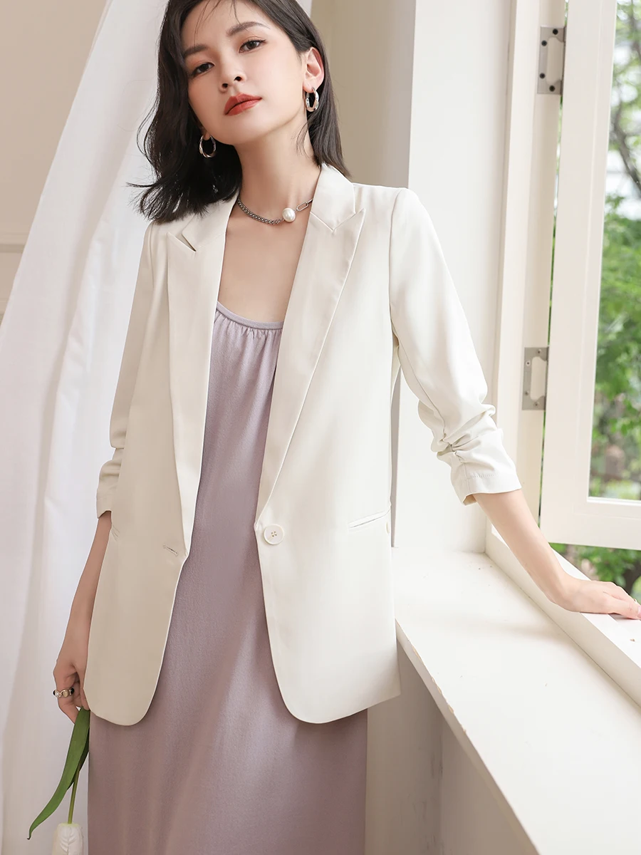 

Женский пиджак с рукавом три четверти, немнущийся, с драпировкой, модный, пастельных тонов, с пуговицами, прямого кроя