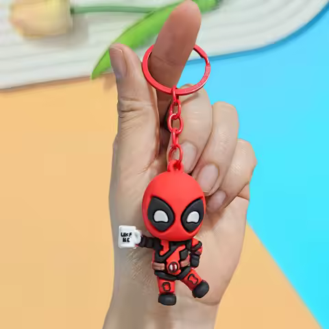 Marvel Deadpool Keychain - Funny Q Version Keyring, Cute Anti-Hero Backpack Charm for Fans &amp; Couples (Gift Idea)