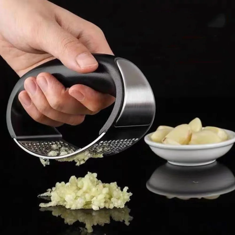 

TXM Ring Smashed Garlic Stainless Steel Garlic Press Manual Garlic Mincer Kitchen Gadgets For Fruit Vegetable Home Tools