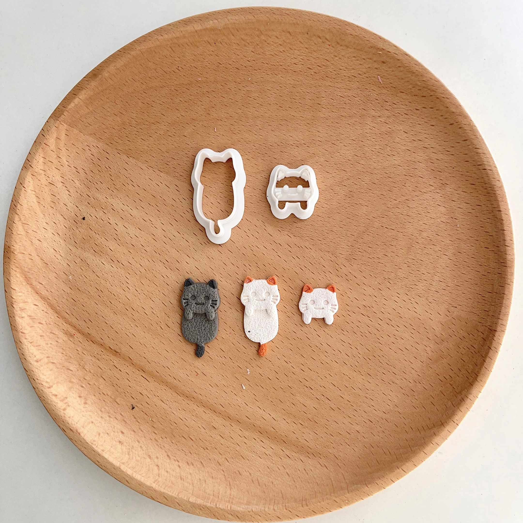 Cute Cat Soft Pottery Polymer Clay Mold Set Animal Pattern Clay Cutter DIY Earring Jewelry Pendant Cutting Stamping Tool