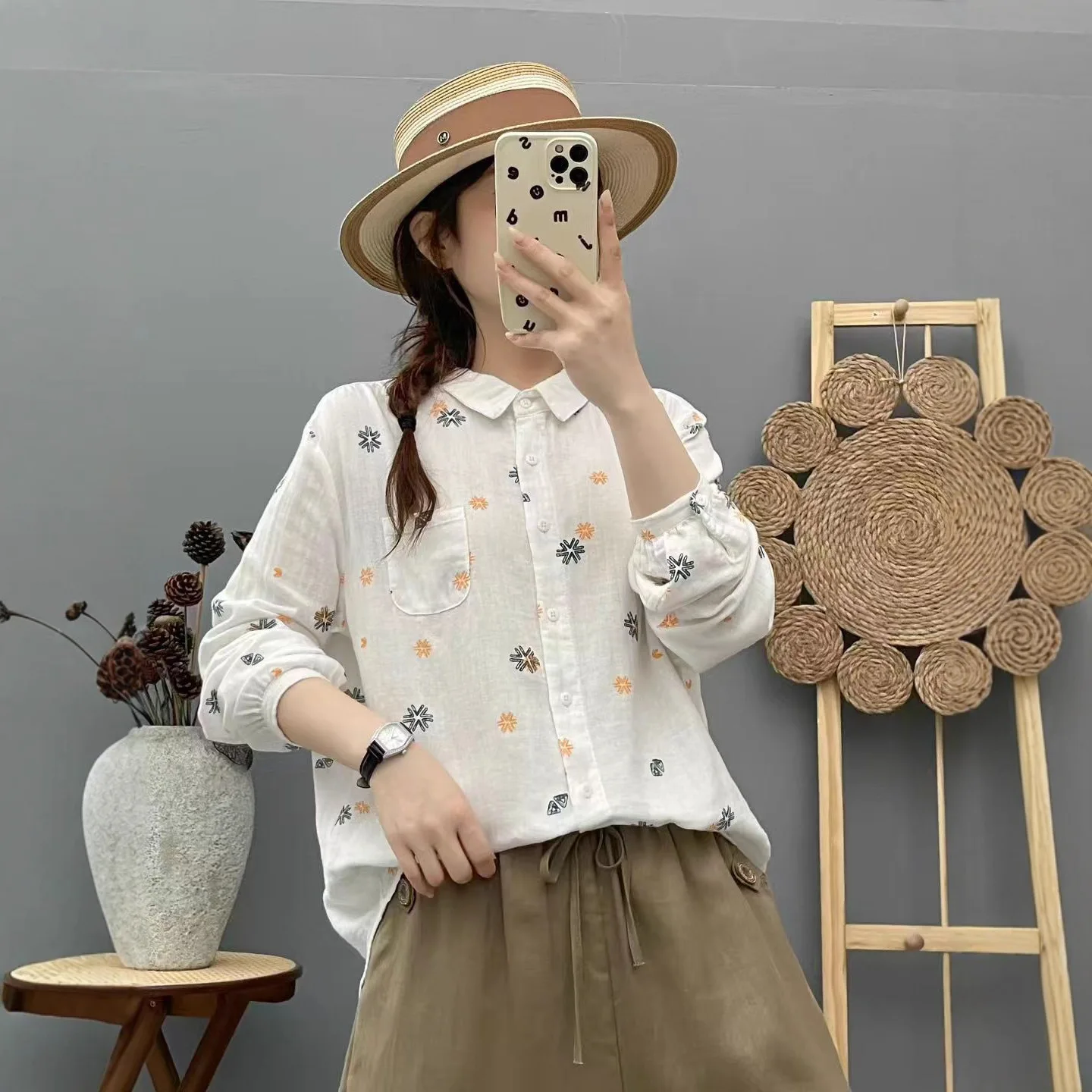 Neues Herbst-Langarmshirt aus Baumwollgarn 2025, Damen-Umlegekragen-Druck, Mori Girl Pendeln, vielseitige lockere Bluse T58952CC