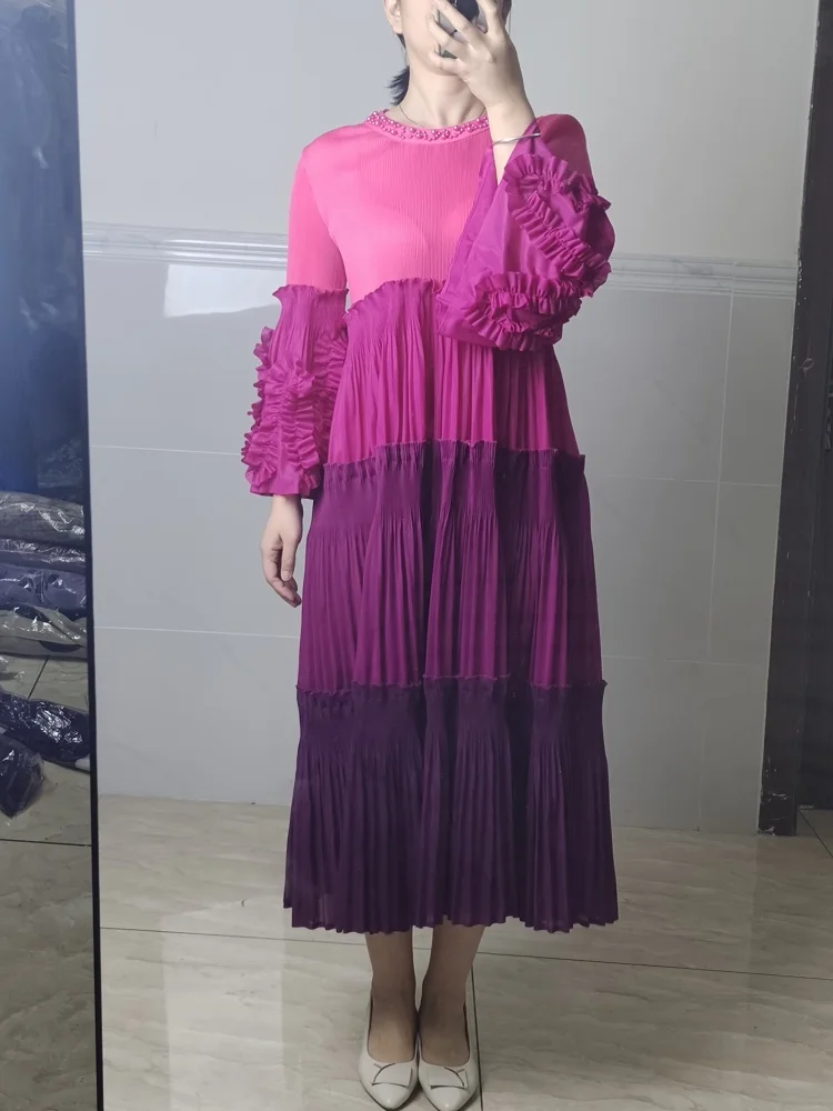 Miyake Pleated Dress Fashionable Round Neck Long Sleeve Fungus Stitching Color Matching Elegant Dress Women 2024 New Style