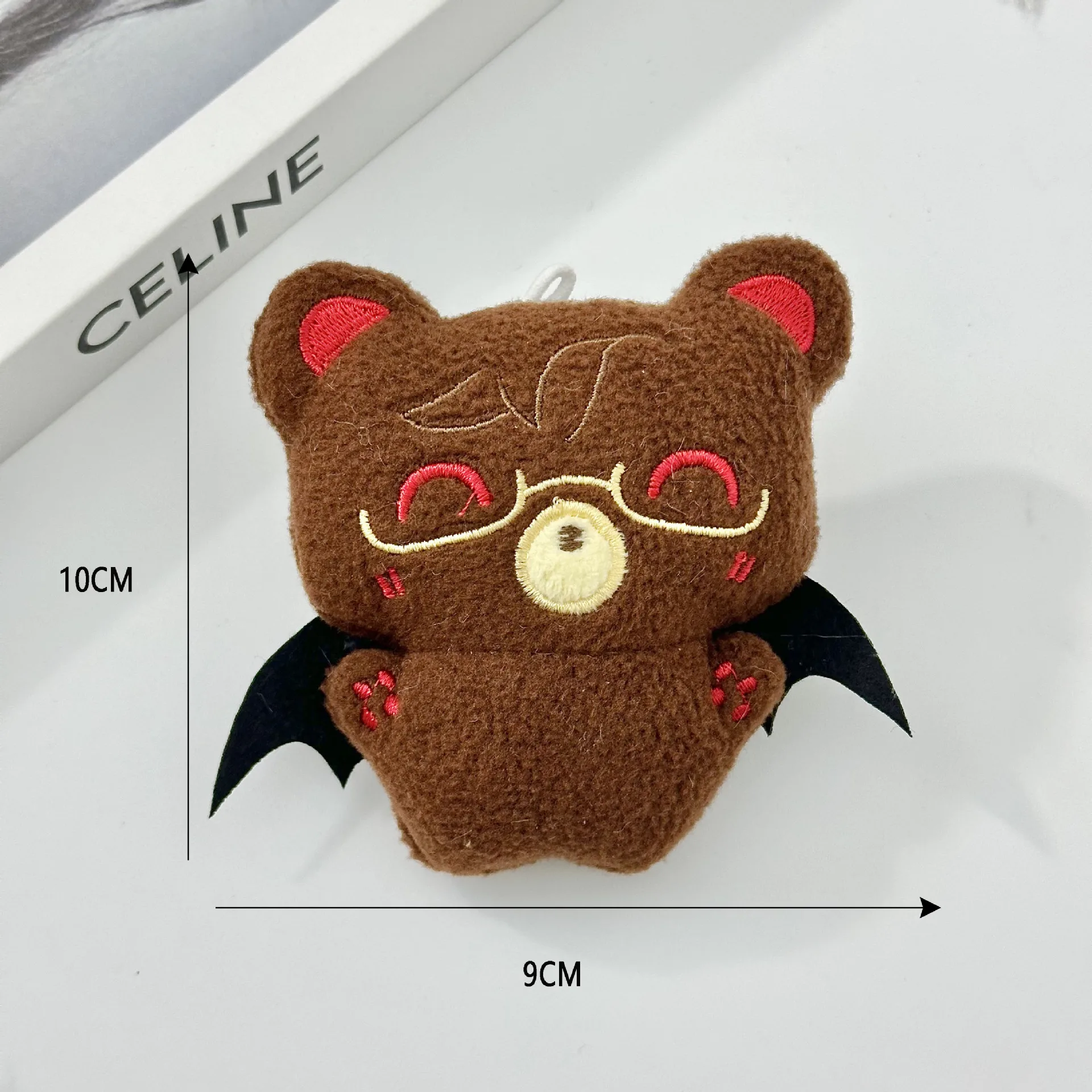 Lustiger Fledermaus-Anhänger mit kleinem Teufel, süßer Plüsch-Geisterbär, quietschender Puppentaschen-Schlüsselanhänger-Anhänger – Detail 8