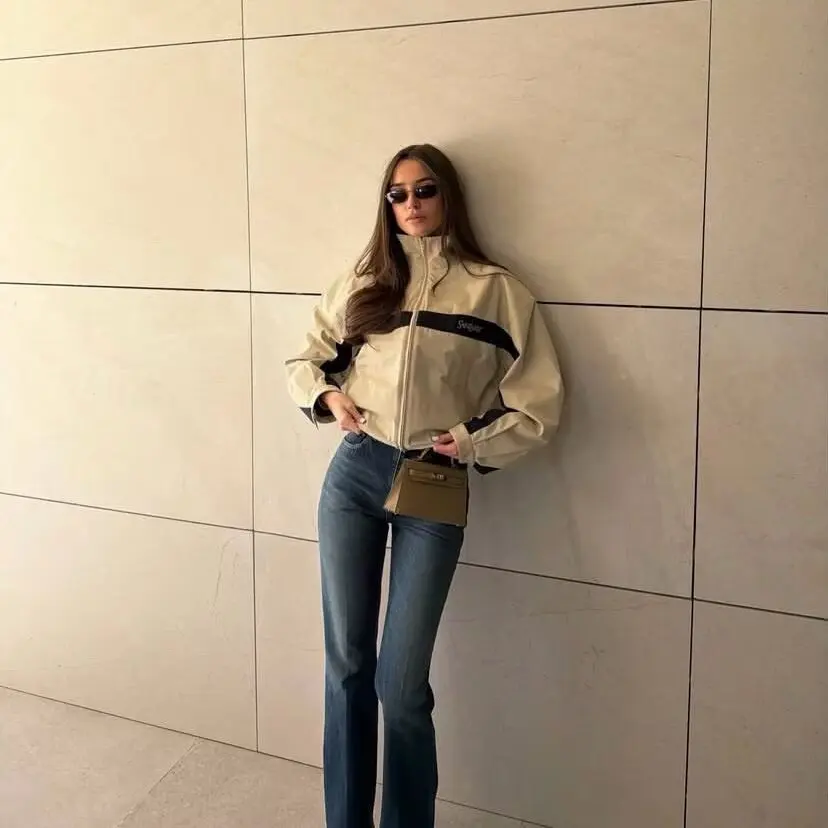 Early Autumn New Arrival Women's Fashion Simple Match All Zipper Stand Collar Color Collision Jacket Outerwear Polyester Fiber