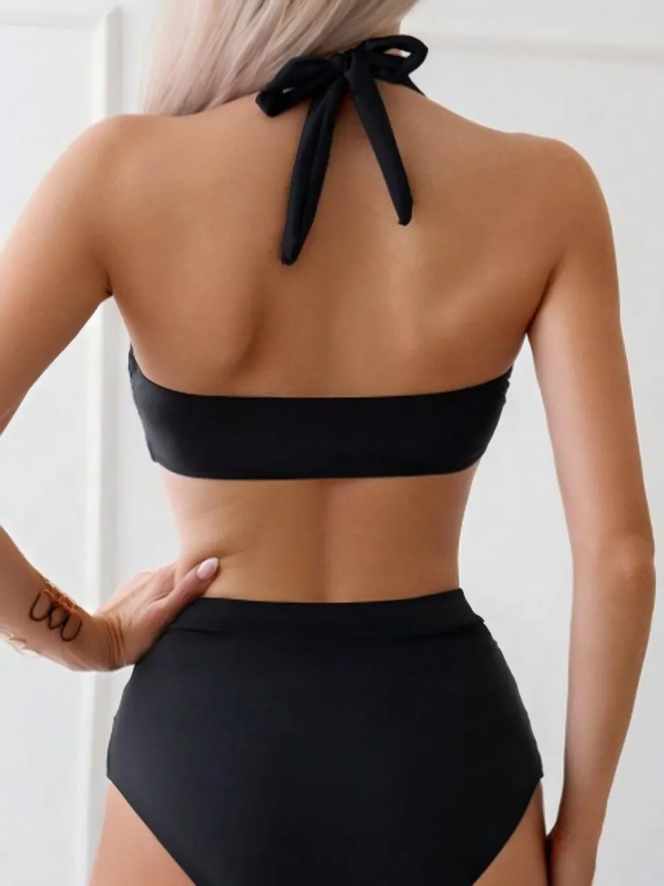 2026 Sexy Halter String Bikini Donna Vita alta Costumi da bagno Donna Twist Costume da bagno Solid Bagnanti Costume da bagno Beachwear