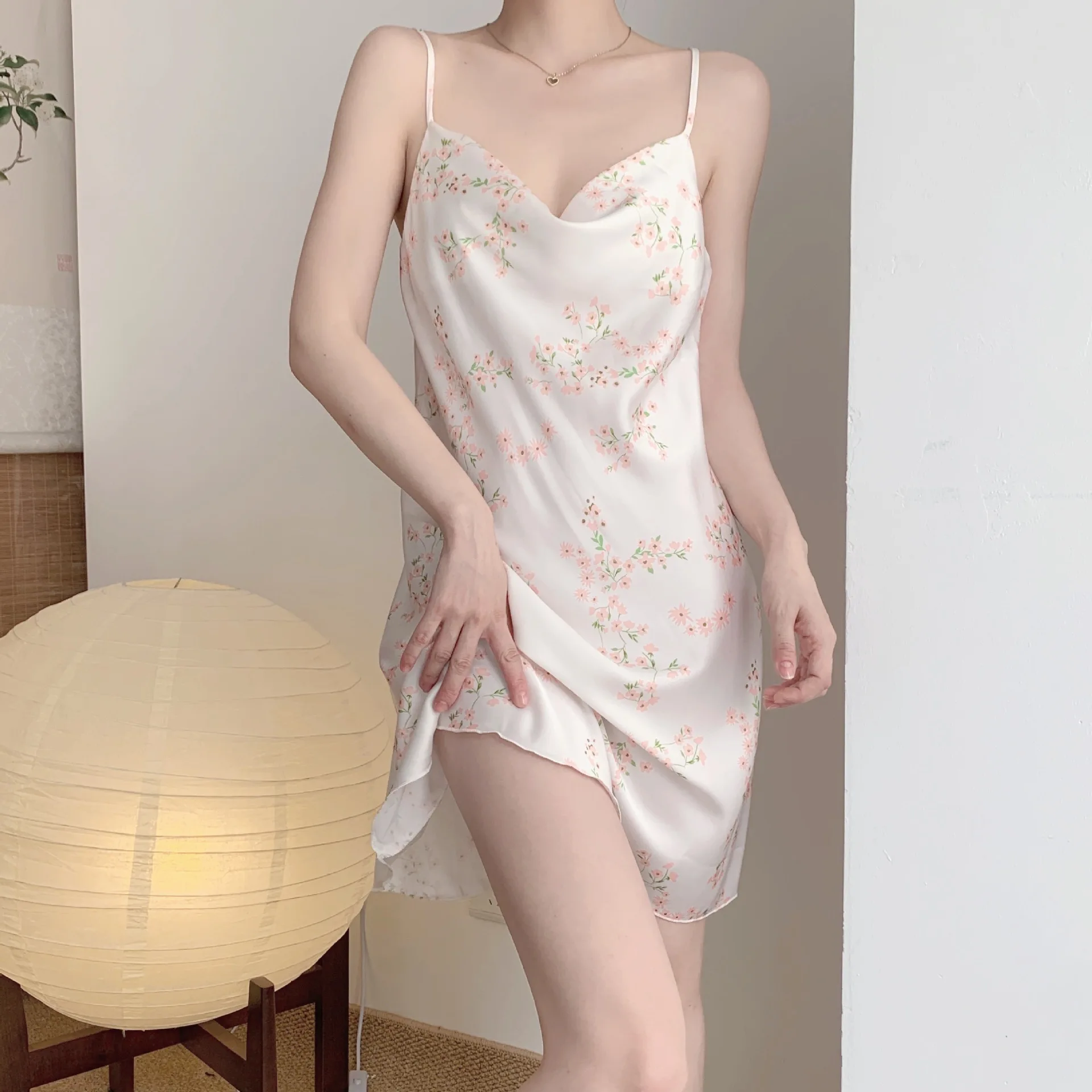 Women Satin Nightgowns Spaghetti Straps Sleepdress Sexy V-neck Sleepwear Floral Print Nightwear Ice Silk Sleeveless Night Dress