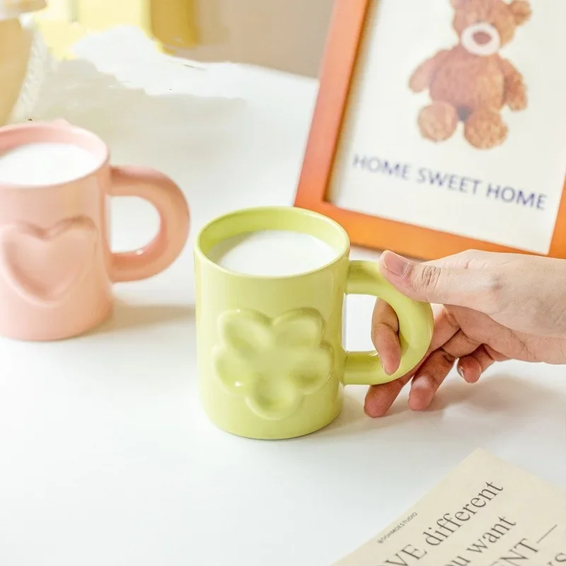 1Pcs 300ML Fashion Light Luxury Mug Girl Heart Ceramic Coffee Cup High-end Gift Boutique Kitchen Living Room Supplies