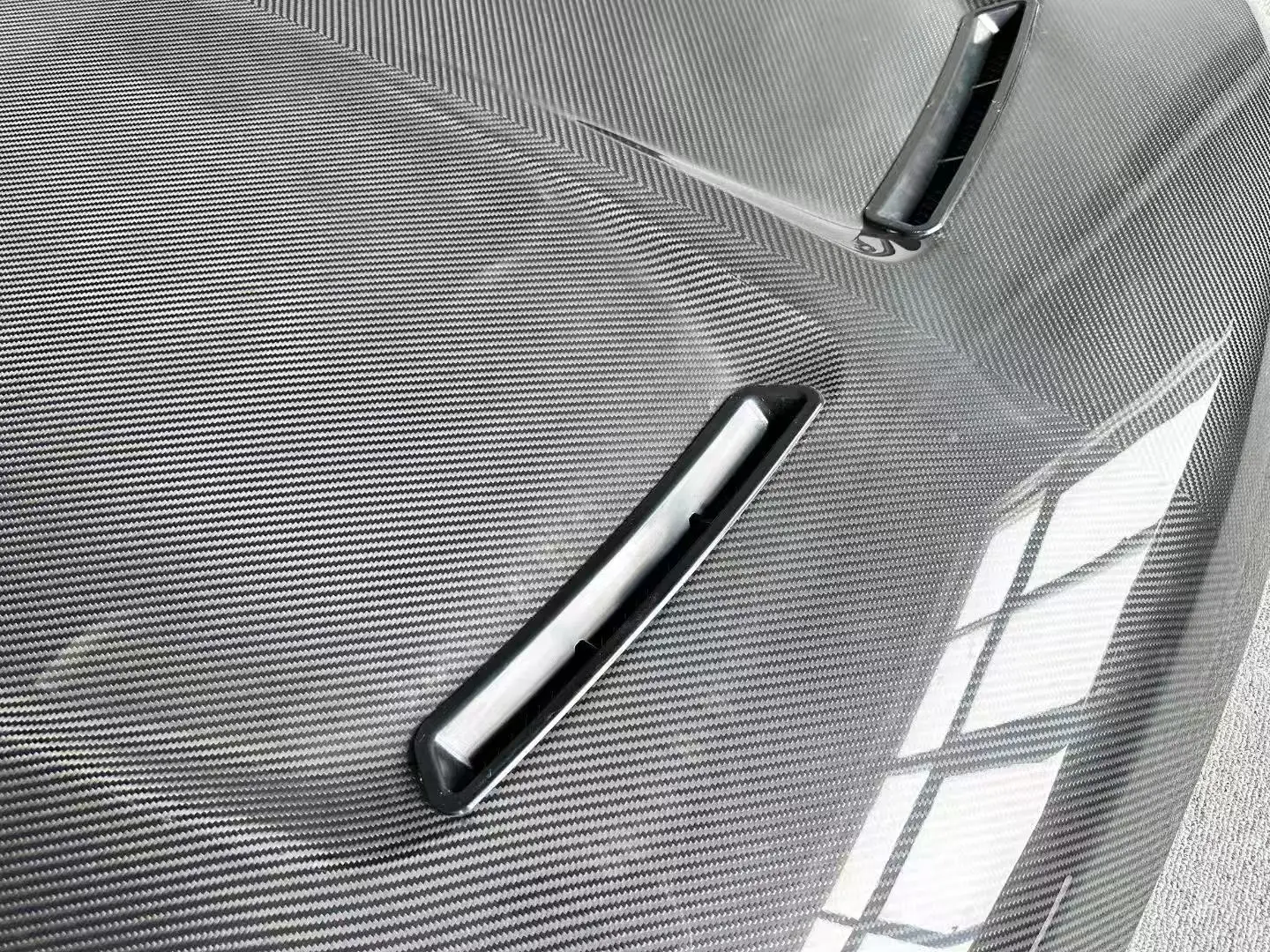 Factory New High Quality Dry Carbon Fiber Hood for Range Rover Sport