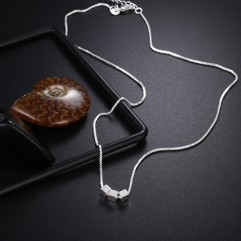 

Charms Classic 925 Silver Square Cube Pendant Box Chain Necklace for Woman Wedding Party Fashion Jewelry Holiday Gifts