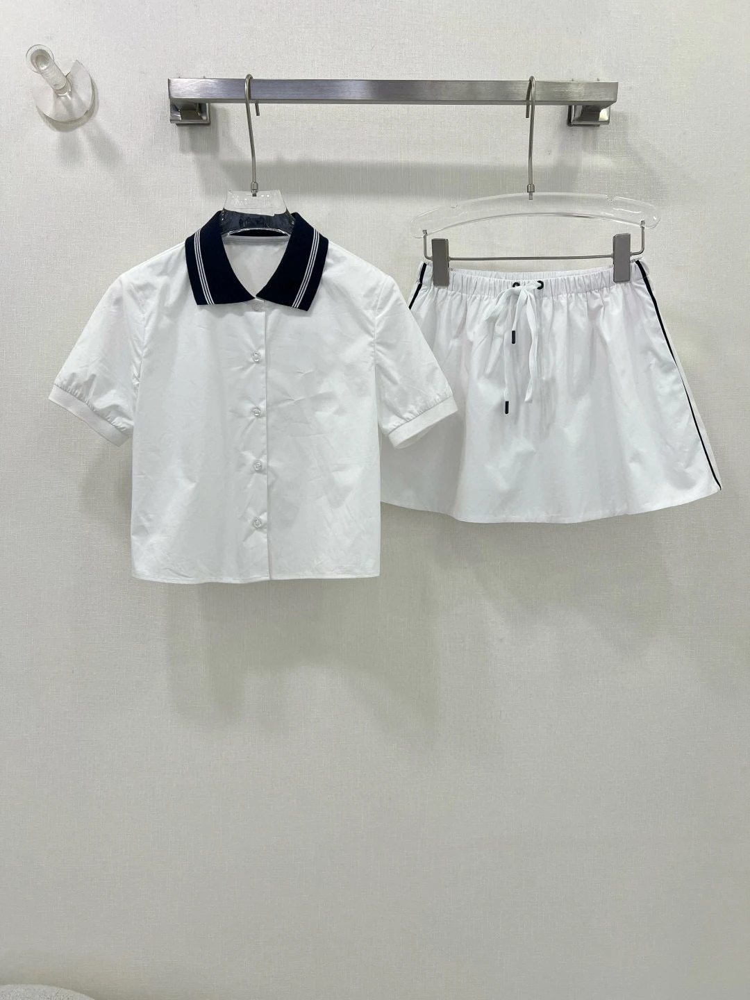 

Ladies' temperament college style shirt mini skirt casual set