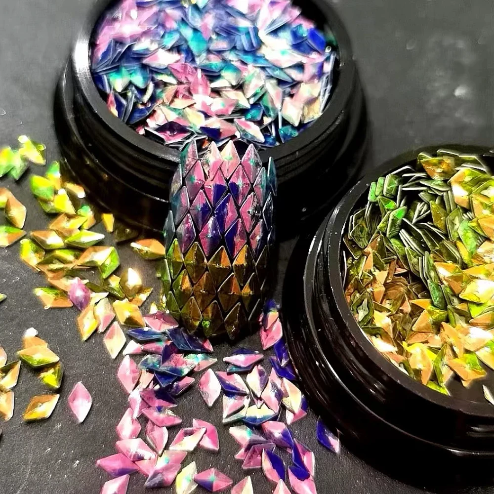 เกล็ดเล็บเลเซอร์รูปทรงข้าวหลามตัด 6 สี กลิตเตอร์ 3 มิติ ลายเกล็ดมังกร ออโรร่า ประกายโฮโลแกรม ตกแต่งเล็บแบบกระจก