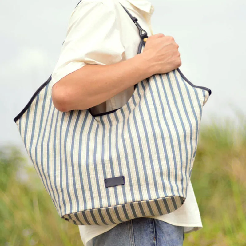 

AETOO New men's large-capacity tote bag, versatile canvas striped commuter single-shoulder bag, men's casual underarm bag