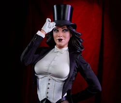 1/24 75mm 1/18 100mm Resin Model Kits Female Magician Figurine Unpainted No Color RW-575