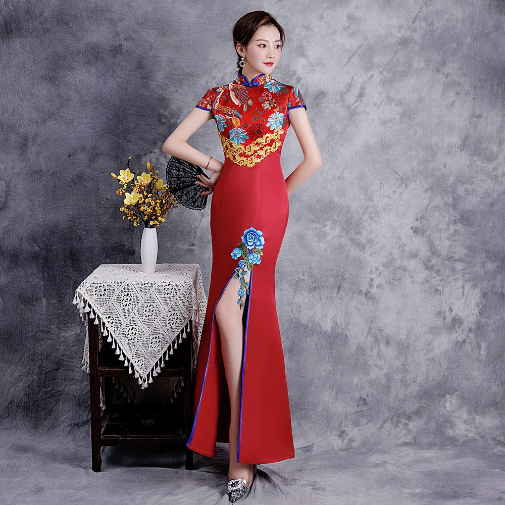 

Sexy Embroidery Applique Cheongsam Retro Mandarin Collar Short Sleeve Hight Split Satin Qipao Chinese Women Evening Dress