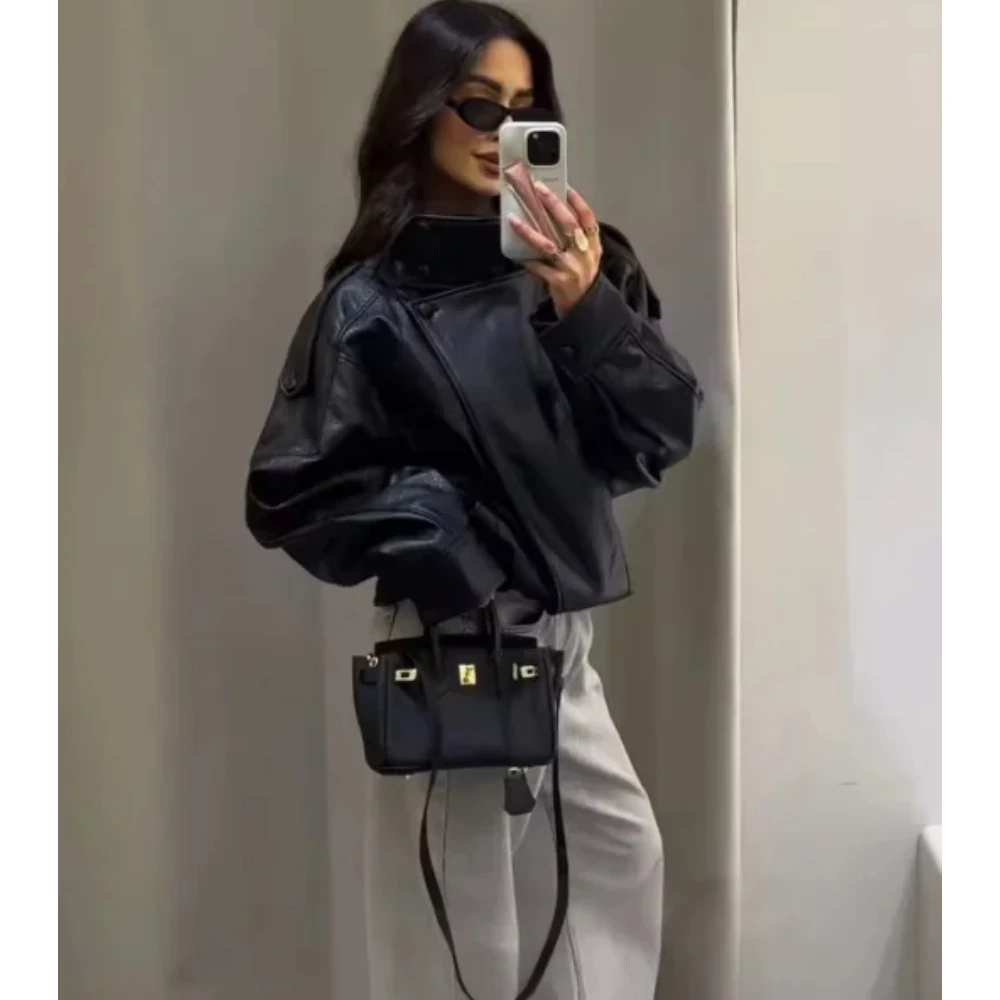 เสื้อแจ็คเก็ต PU ผู้หญิง แจ็คเก็ตหนังเทียม แขนยาว สไตล์มอเตอร์ไซค์ แฟชั่น  สำหรับฤดูใบไม้ร่วง  รุ่นใหม่