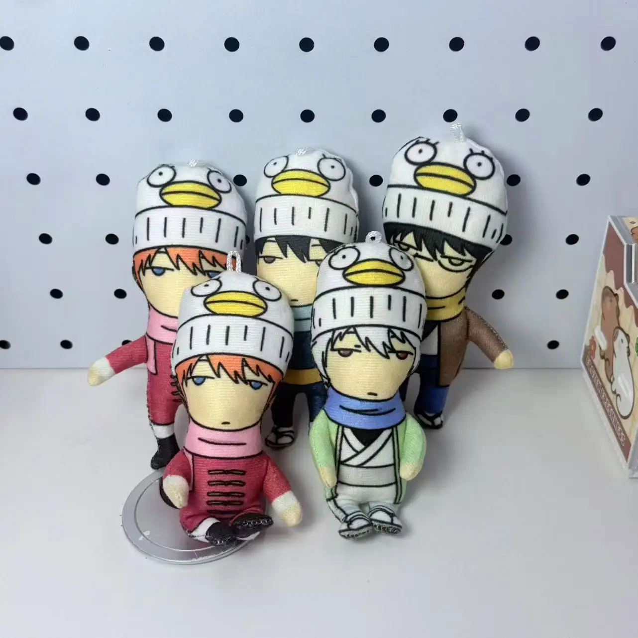 

13cm Anime Gintama Sakata Gintoki Kagura Shinpachi Katsura Plush Stuffed Dolls Mini Keychain Version SkeletonAction Figure Props