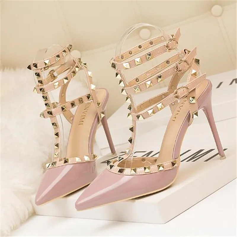 Rivet High Heels Luxury Designer Women Shoes Ladies Pumps Sexy Spring Summer 2020 Fashion Sandals Office Dress White Black Shoes