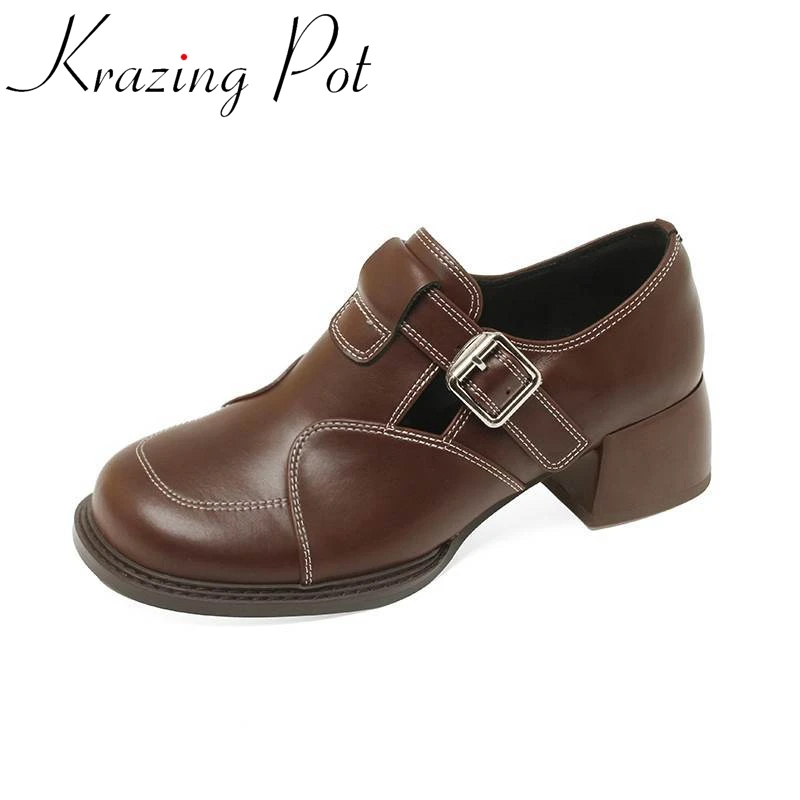 

Krazing Pot Cow Split Leather Round Toe Med Heels Spring Shoes Sewing Thread England Style Daily Wear Buckle Strap Women Pumps