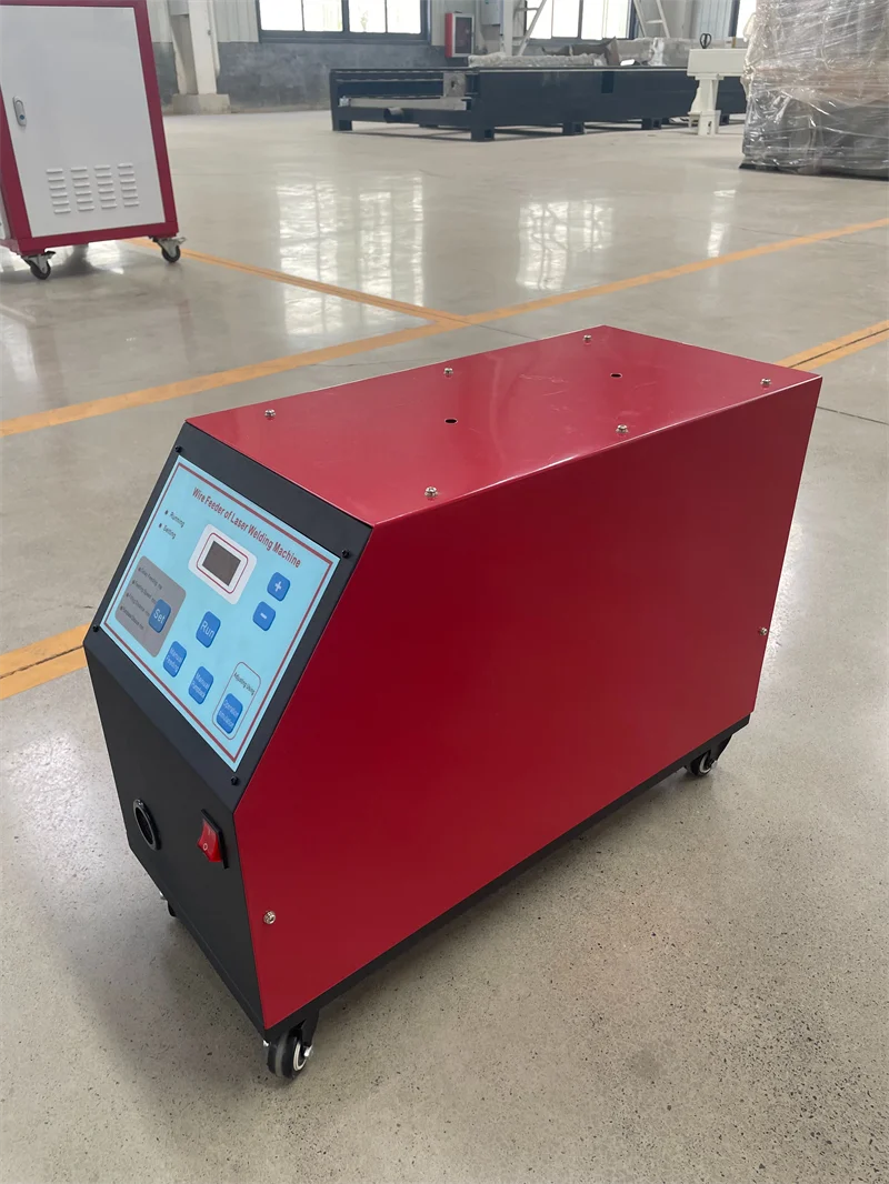 1500W Professional Laser Welding Machine High-efficiency Performance Welding Machine Improves Work Efficiency