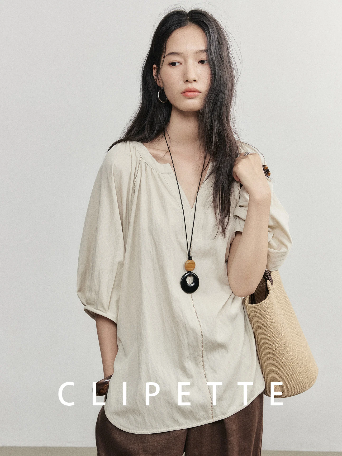 

Свободный ленивый Sle irt CLIPETTE Воротник сбоку ort Sve Тонкий верх тела Женский летний повседневный Faion V-ne Дышащий кожаный...