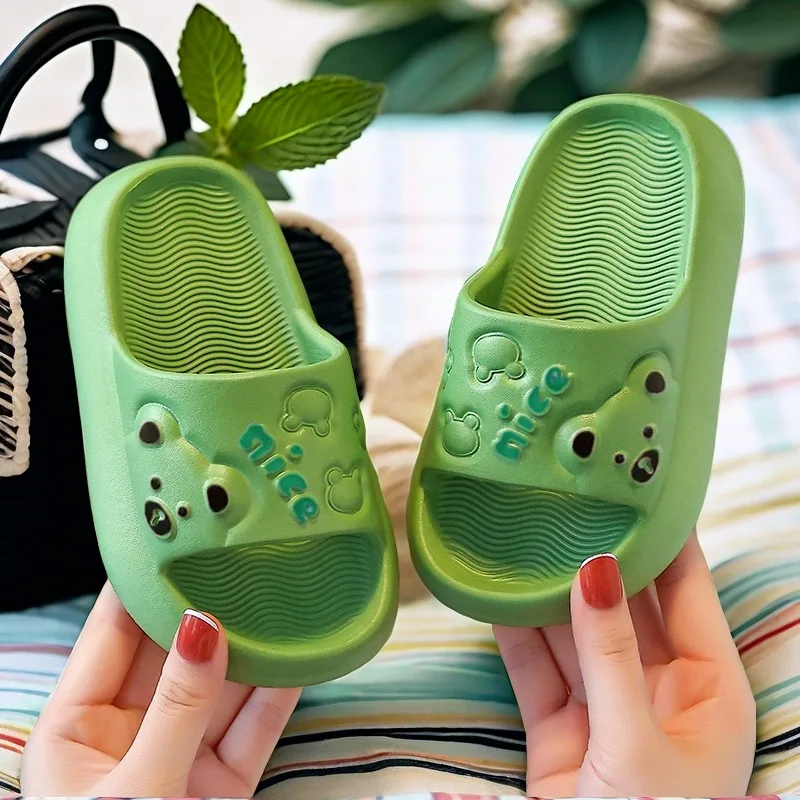 

EVA Cloud Comfort Summer Kids Slippers Non Slip Thick Sole Waterproof Sandals for Boys Girls Anti Slip Indoor Outdoor Use​