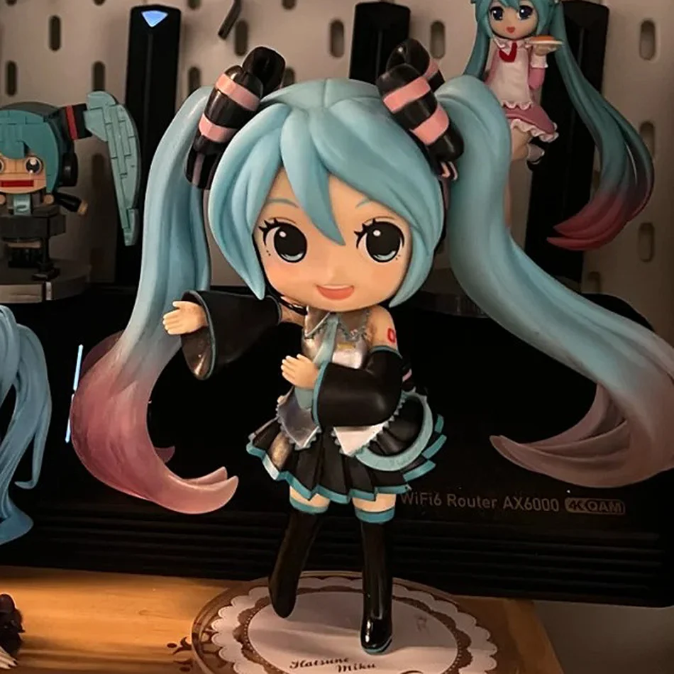 هاتسون ميكو أنيمي الشكل اللعب فستان الكرز الوردي ميكو Kawaii الكرتون البلاستيكية عمل Q نسخة نموذج الدمى هدايا أعياد الميلاد هدايا الاطفال