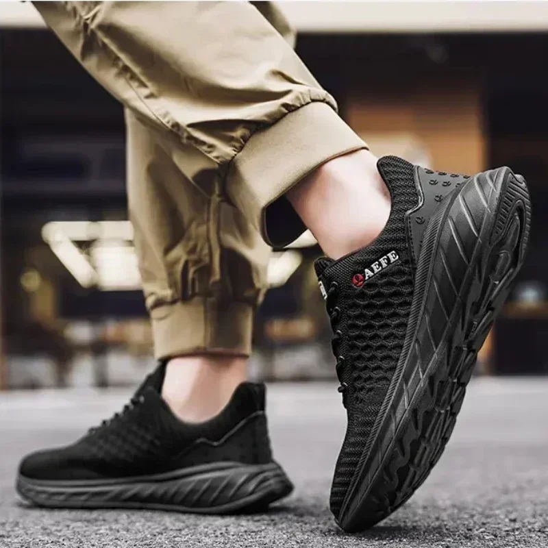 Men Casual Sport Shoes Lightweight Sneakers Outdoor Breathable Mesh Running Shoes Athletic Jogging Tennis Shoes for Men