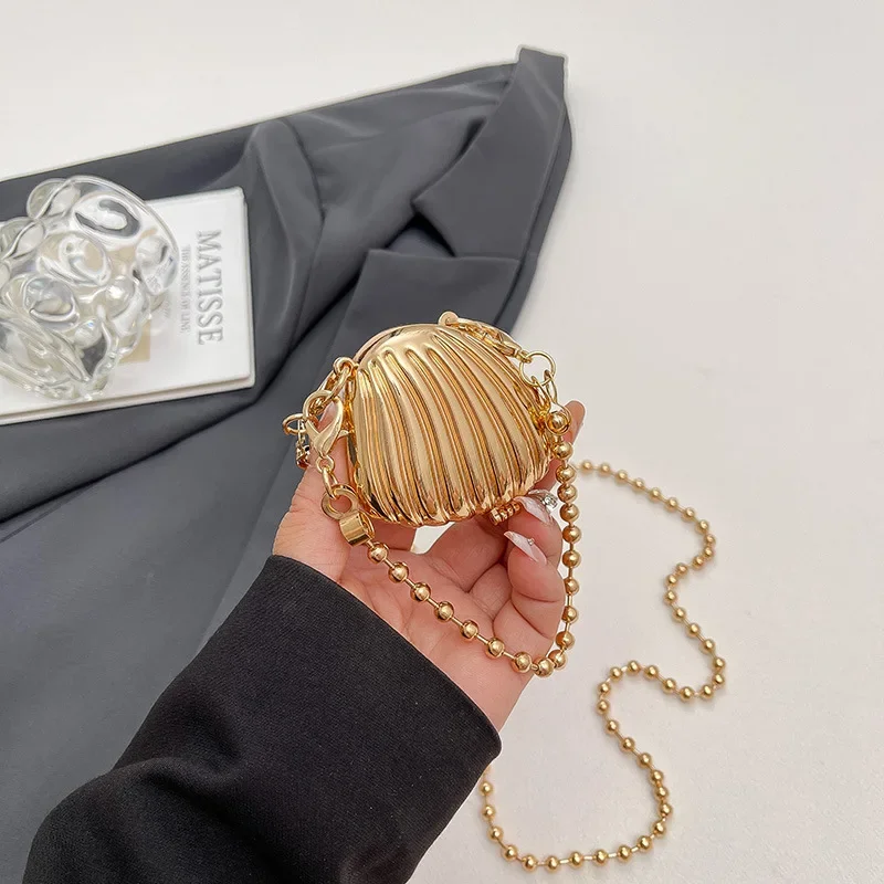 

Fashionable Mini Metal Shell Bag Women's Crossbody Shoulder Bag Diamond Grid Mouth Red Envelope Trend Chain Accessory