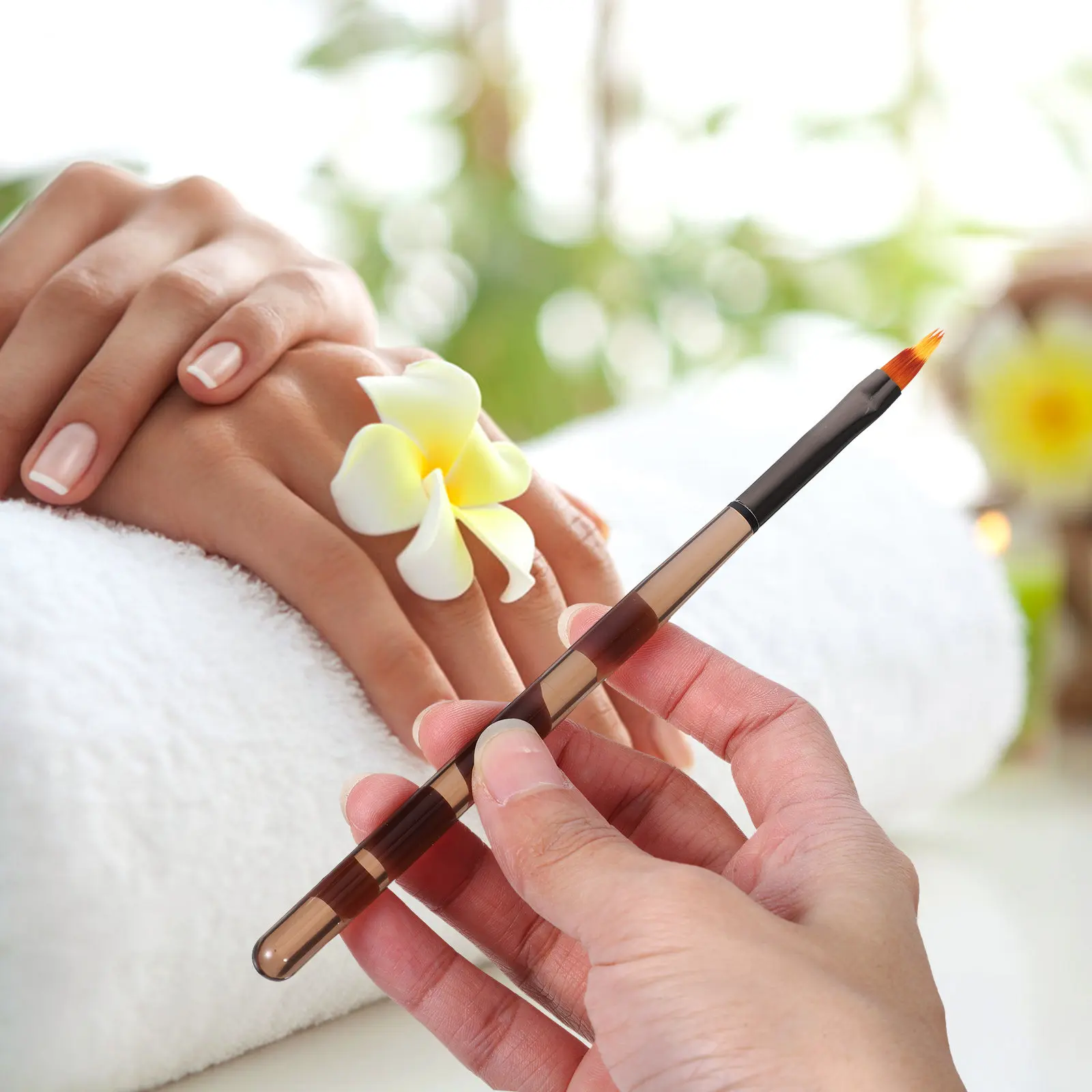 

Набор из 9 кистей для дизайна ногтей, профессиональные инструменты для маникюра, тонкие кисти для нейл-арта для салонов и домашнего использования
