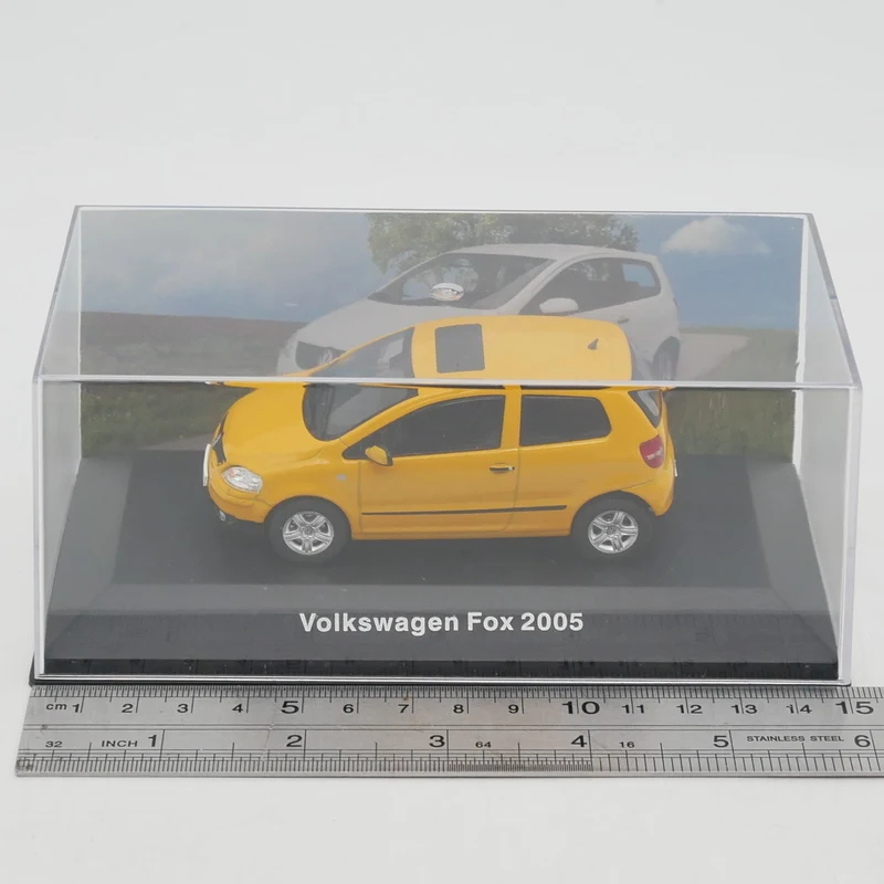 

Diecast Ixo 1:43 Scale VW Fox 1.6 2005 Alloy Car Model Collectible Toy Gift Souvenir Display Ornament