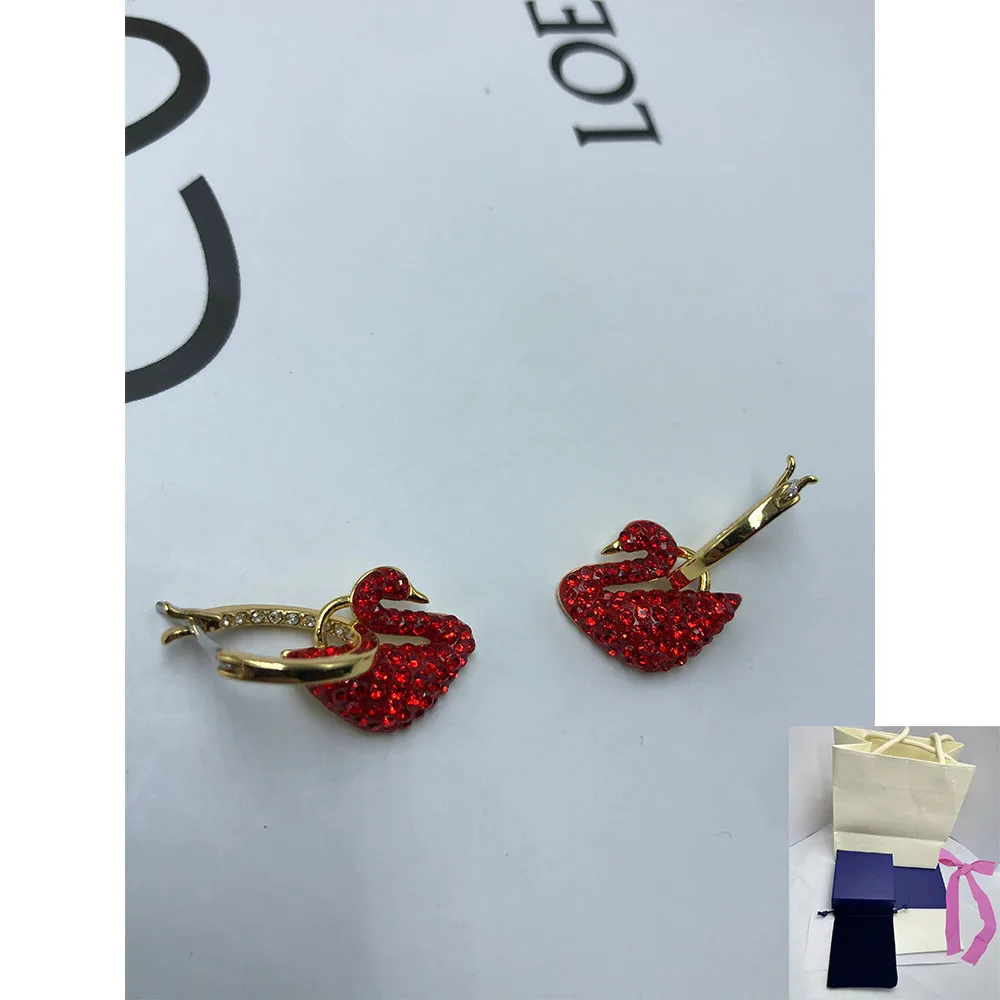 New Fashionable Water Drop shaped Red Swan Earrings Versatile Romantic Holiday Party Gift